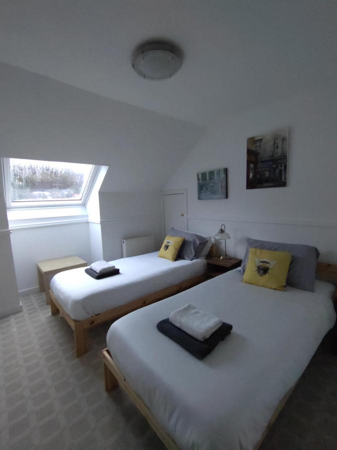 Apartment In The Heart Of Callander Bagian luar foto